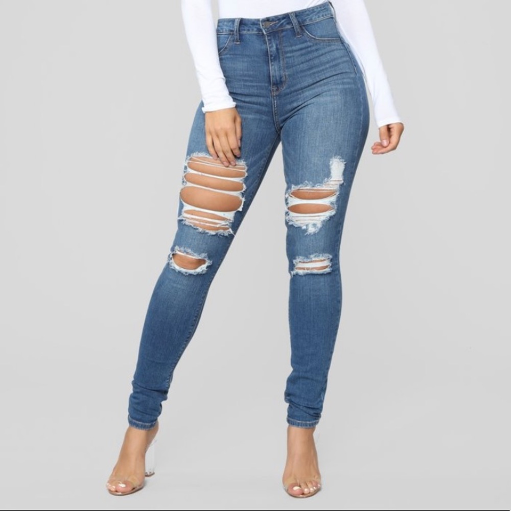 NWT FASHION NOVA HIGH RISE JEANS